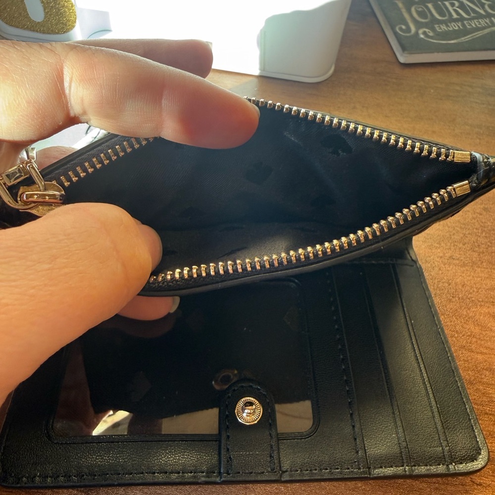 Kate Spade Black and Tan Wallet - Picture 5 of 8